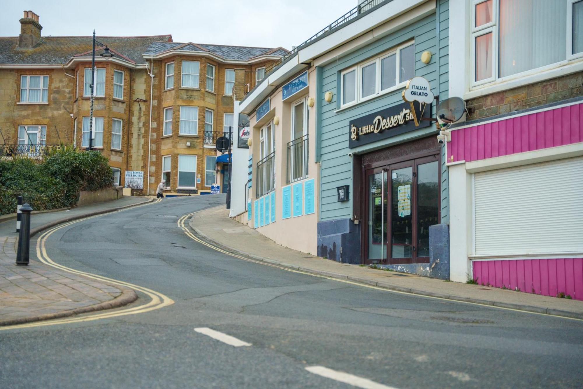 Trouville Hotel By Compass Hospitality Sandown Bagian luar foto