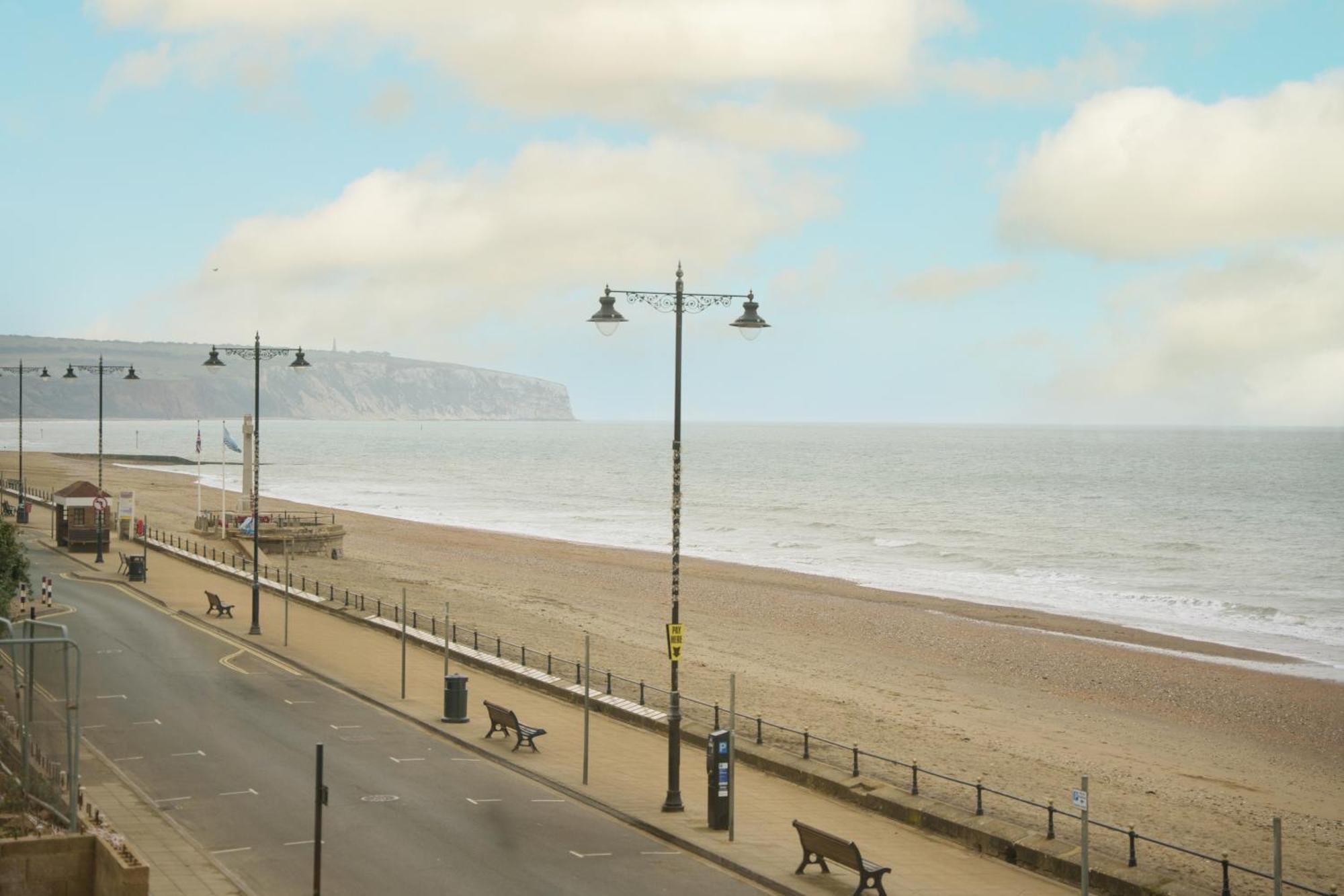 Trouville Hotel By Compass Hospitality Sandown Bagian luar foto
