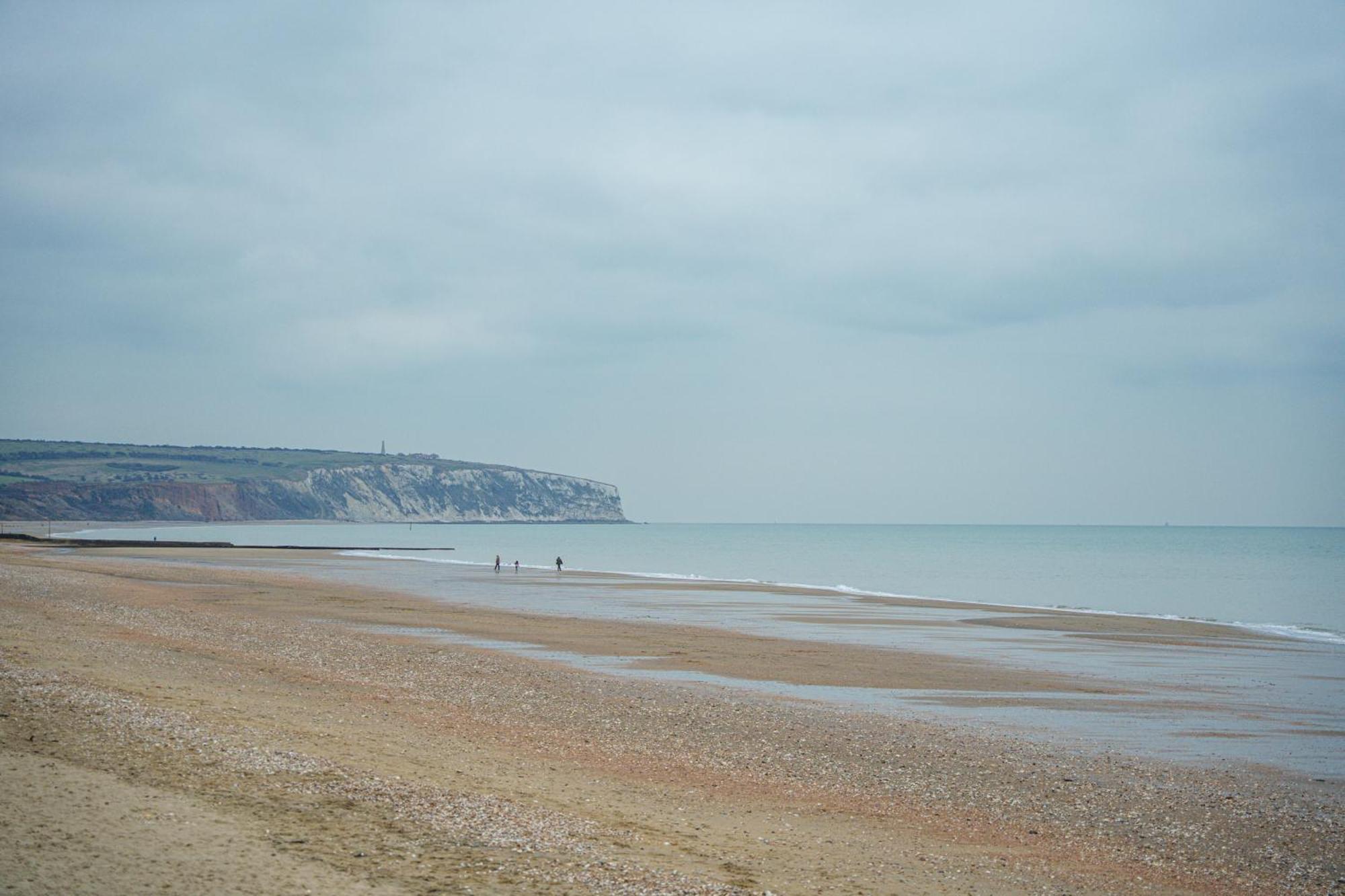 Trouville Hotel By Compass Hospitality Sandown Bagian luar foto