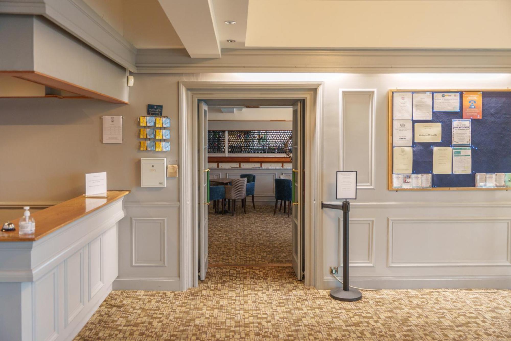 Trouville Hotel By Compass Hospitality Sandown Bagian luar foto