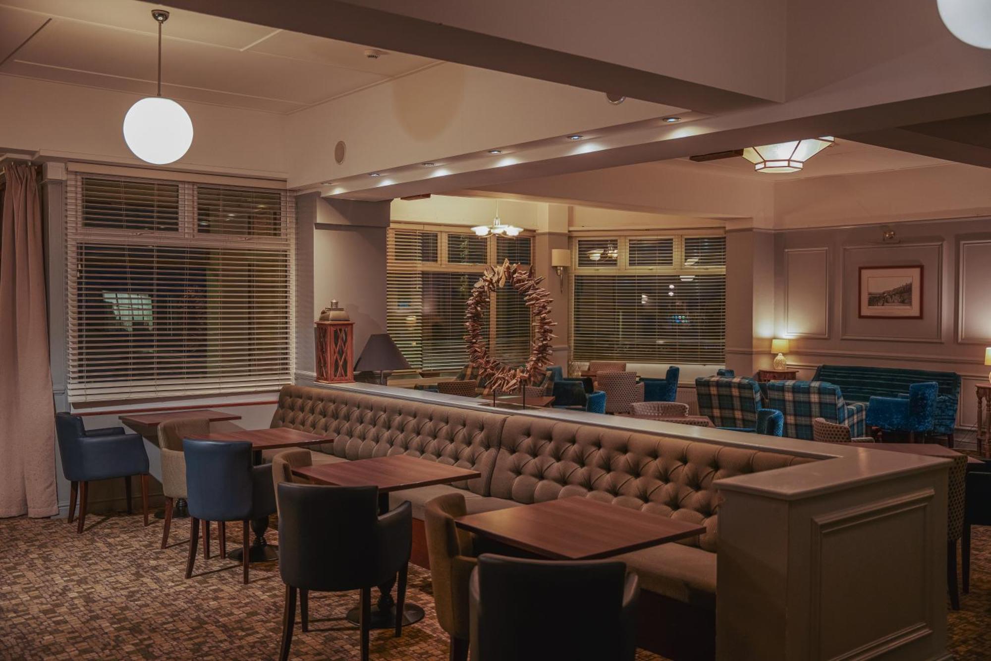 Trouville Hotel By Compass Hospitality Sandown Bagian luar foto
