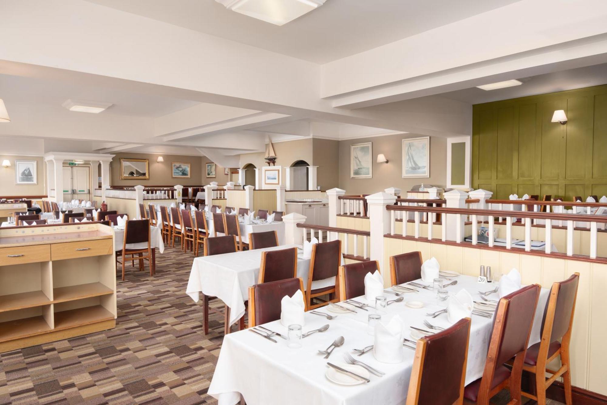 Trouville Hotel By Compass Hospitality Sandown Bagian luar foto