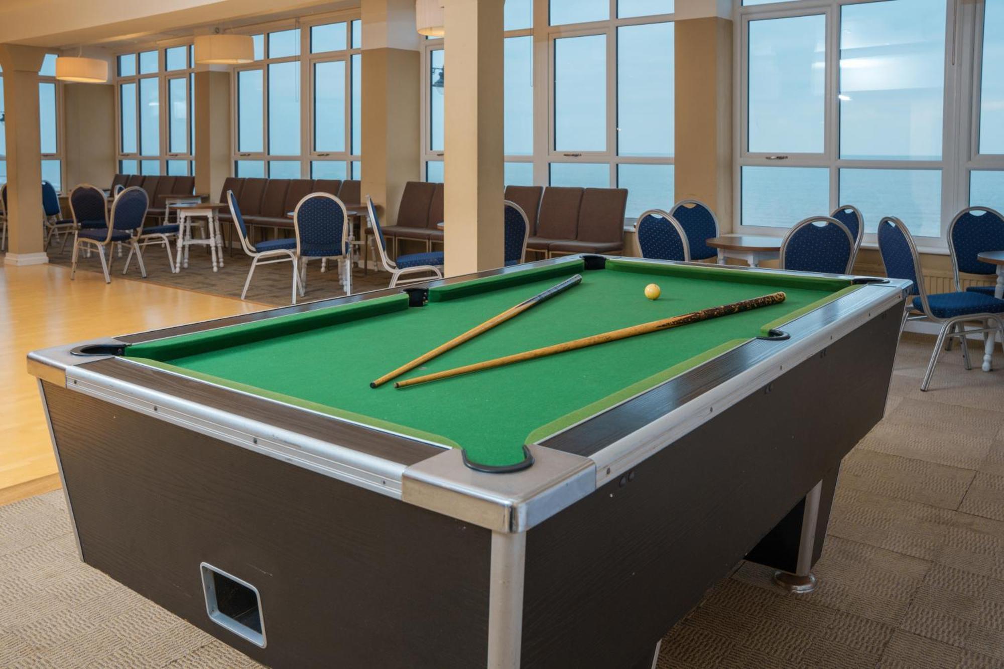 Trouville Hotel By Compass Hospitality Sandown Bagian luar foto