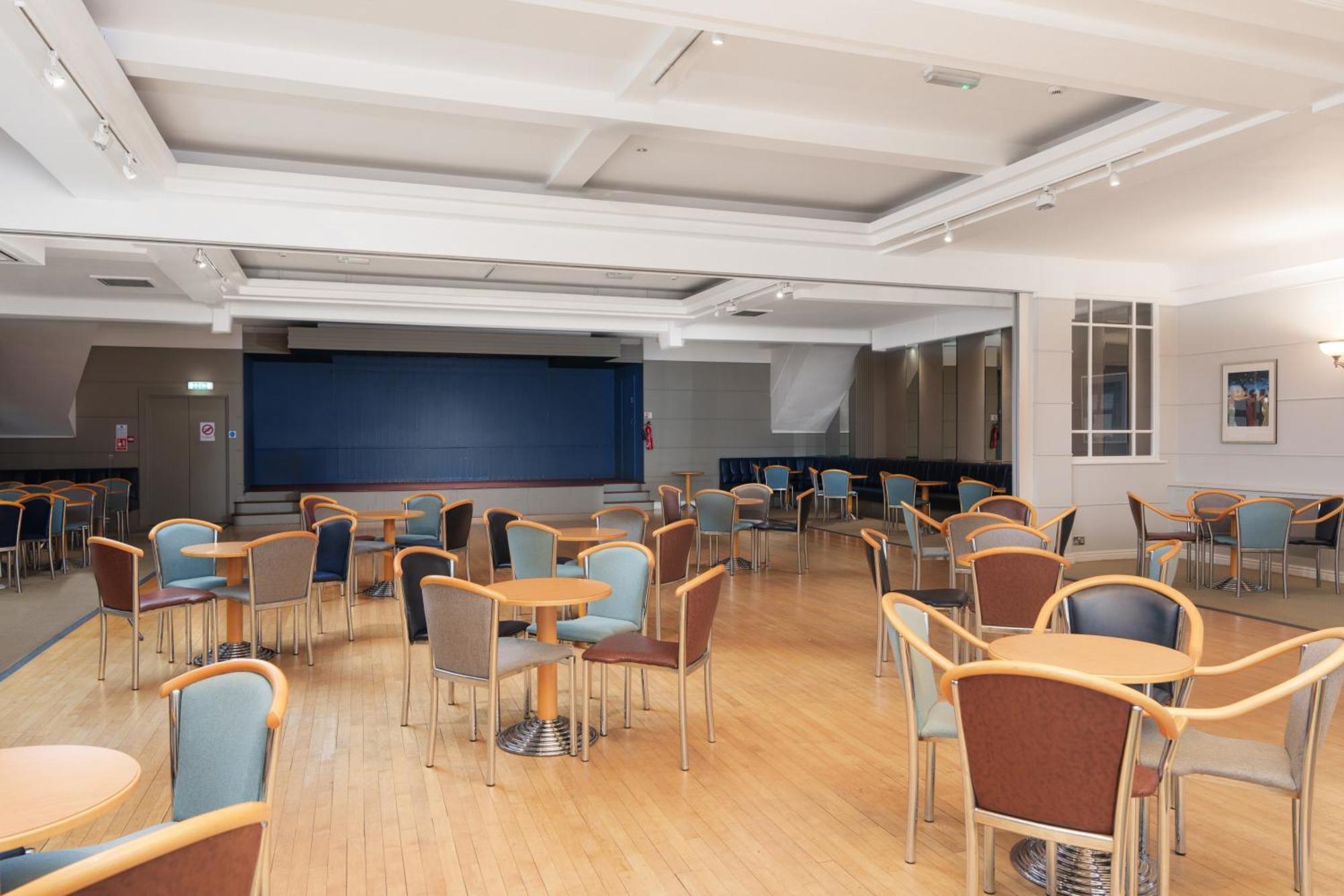 Trouville Hotel By Compass Hospitality Sandown Bagian luar foto