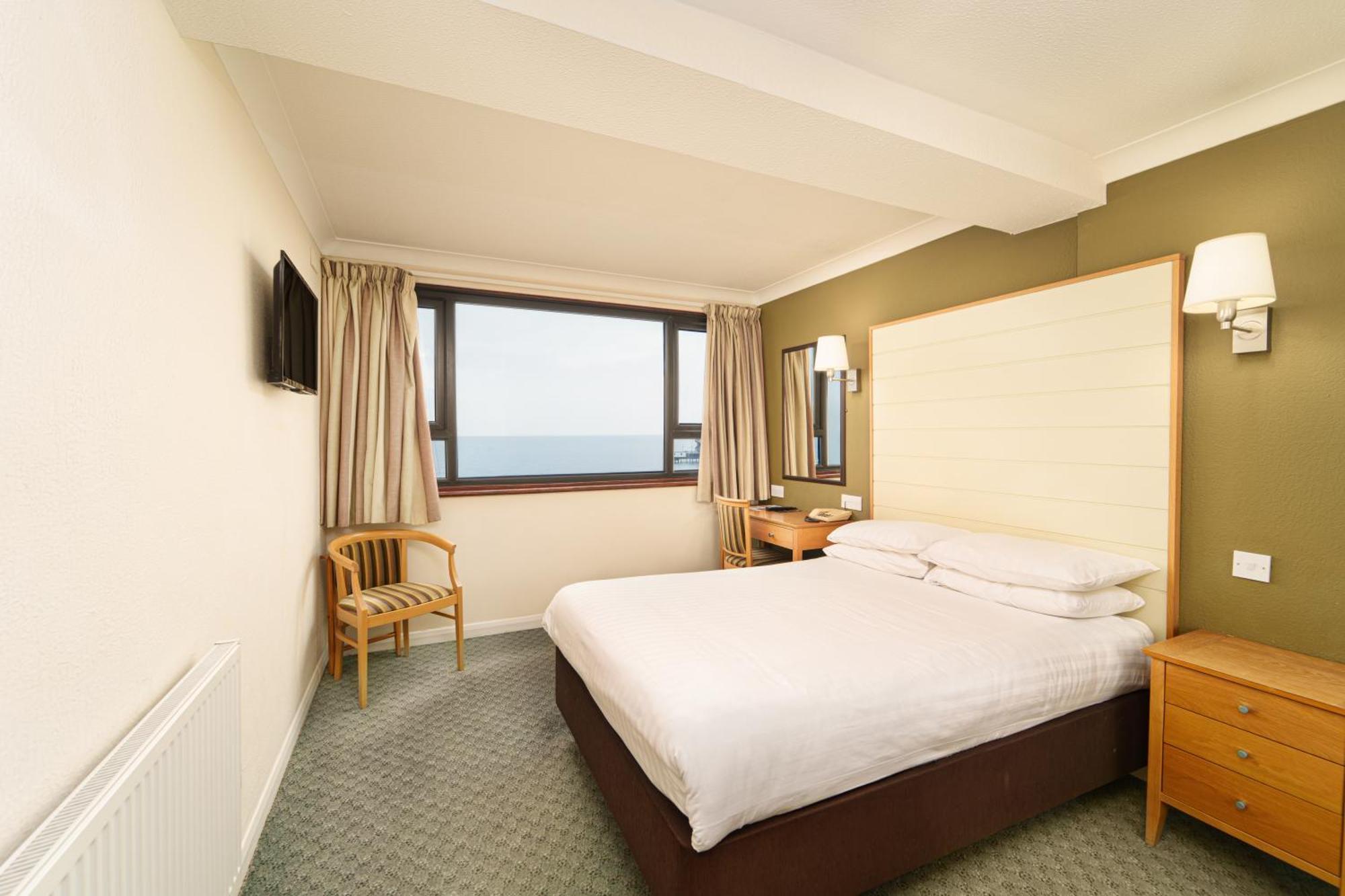 Trouville Hotel By Compass Hospitality Sandown Bagian luar foto