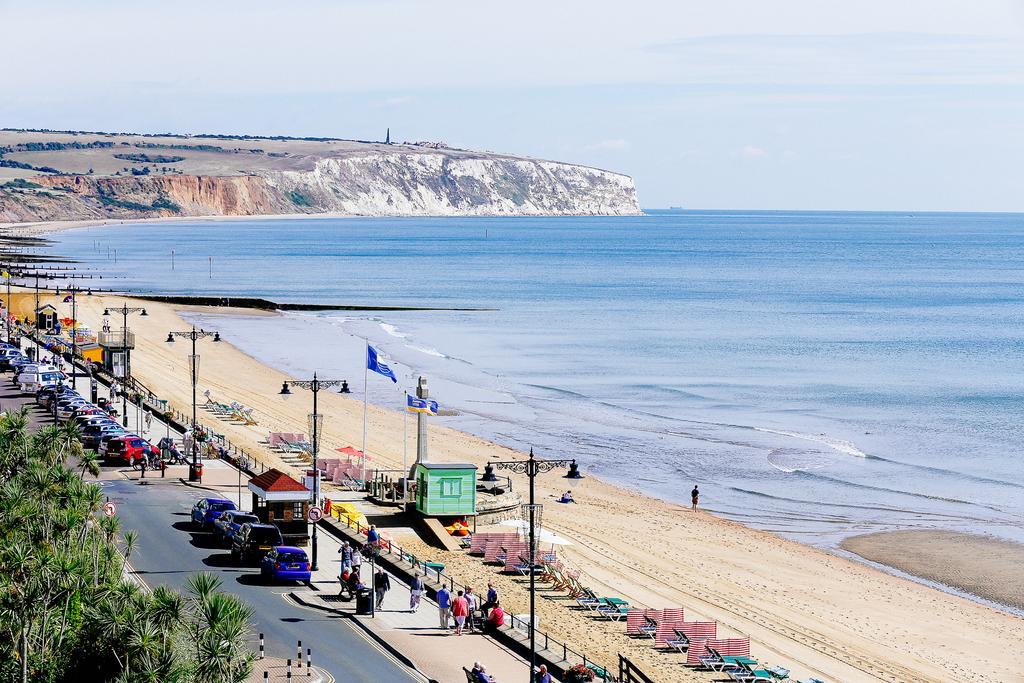 Trouville Hotel By Compass Hospitality Sandown Bagian luar foto