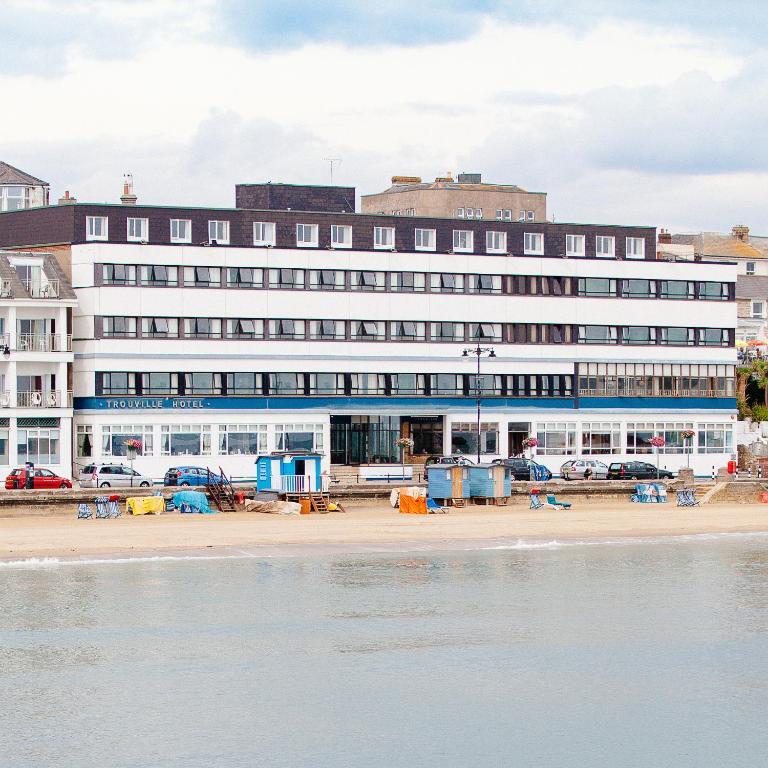 Trouville Hotel By Compass Hospitality Sandown Bagian luar foto
