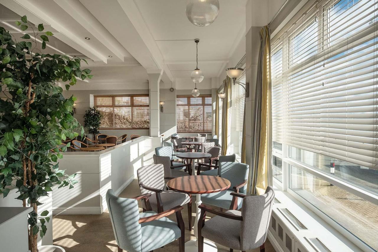 Trouville Hotel By Compass Hospitality Sandown Bagian luar foto